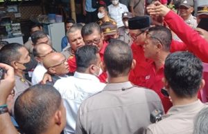 Kader PDIP Geruduk Desmond Saat Berkunjung ke Jawa Tengah